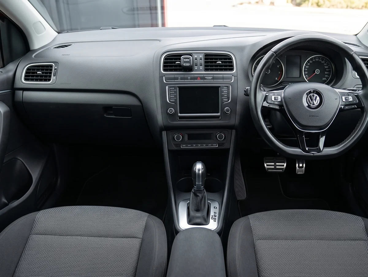 Basic Wash — INTERIOR WIPE