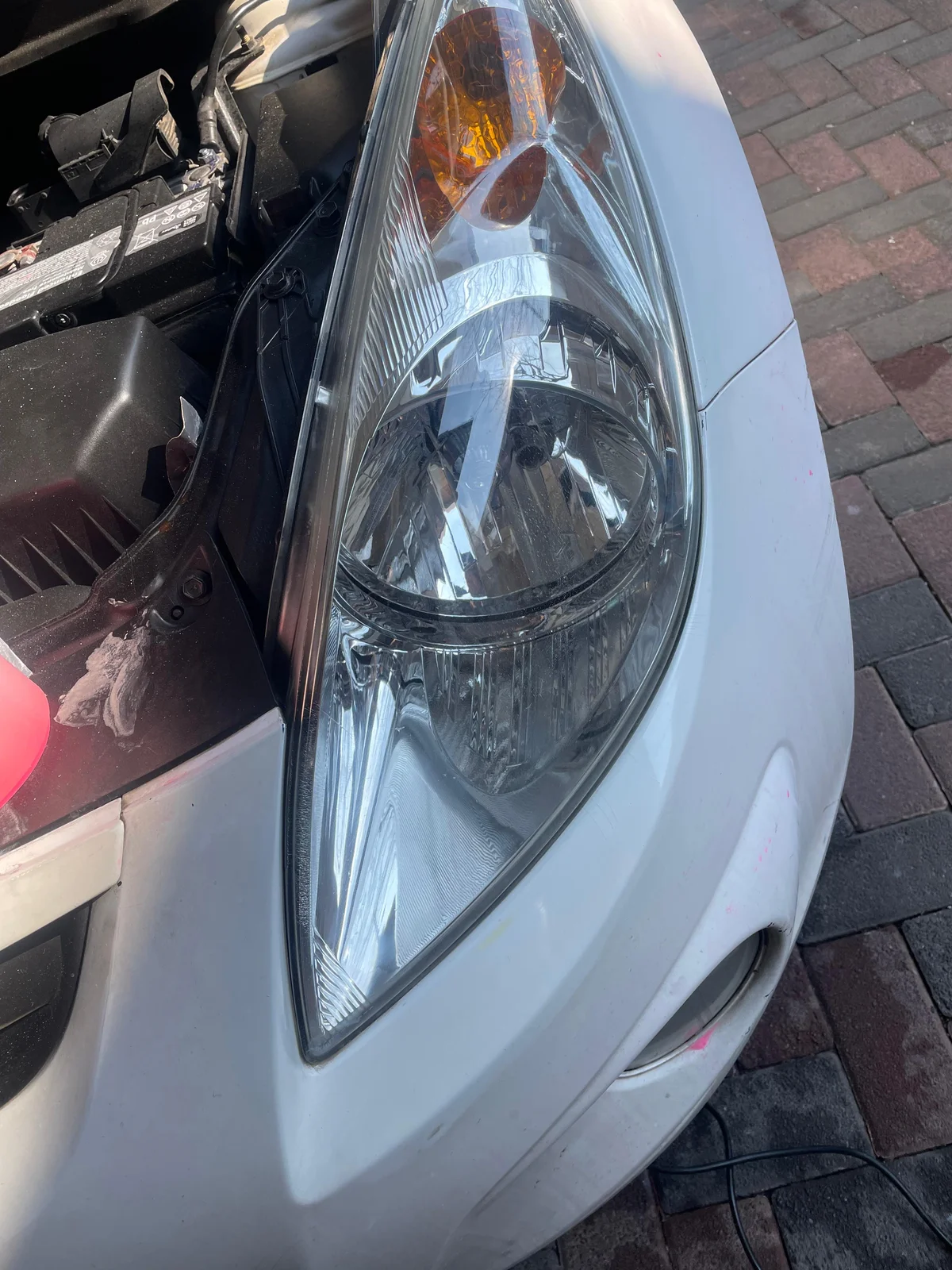 Headlight Restoration — Featured